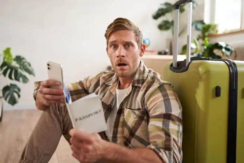 Overbooking in hotels